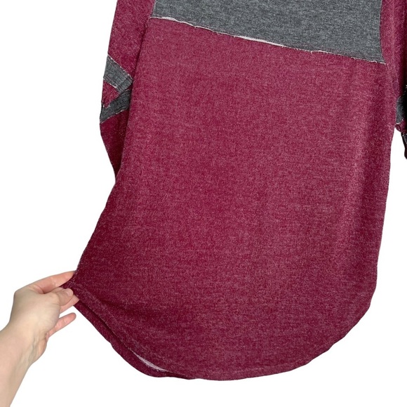 Tresics Maroon & Gray Varsity Striped Terrycloth Lined Knit Henley - Picture 8 of 11